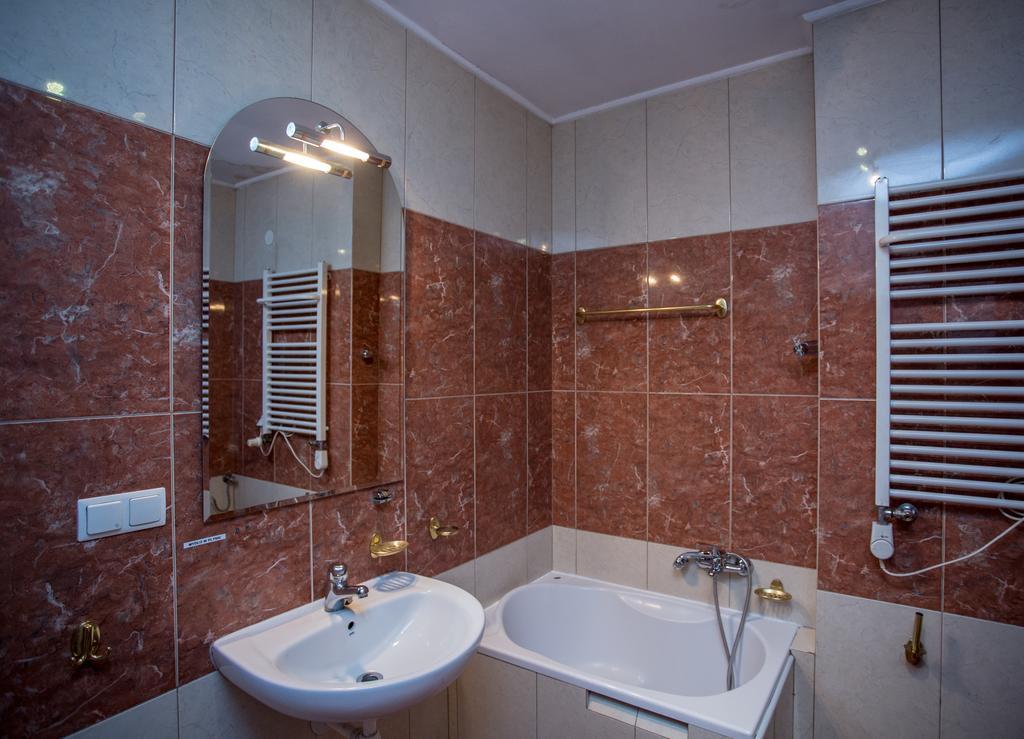 Hostel Florencja Wieliczka Ngoại thất bức ảnh