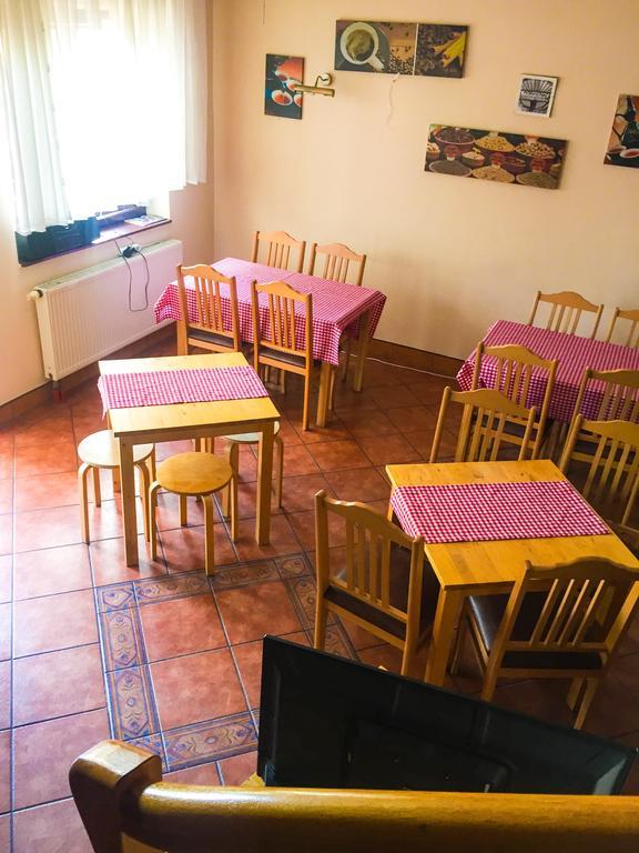Hostel Florencja Wieliczka Ngoại thất bức ảnh